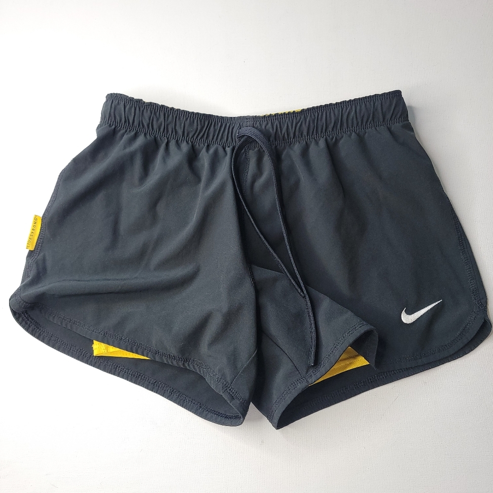 Nike Dri-Fit Livestrong Workout Shorts Size Small